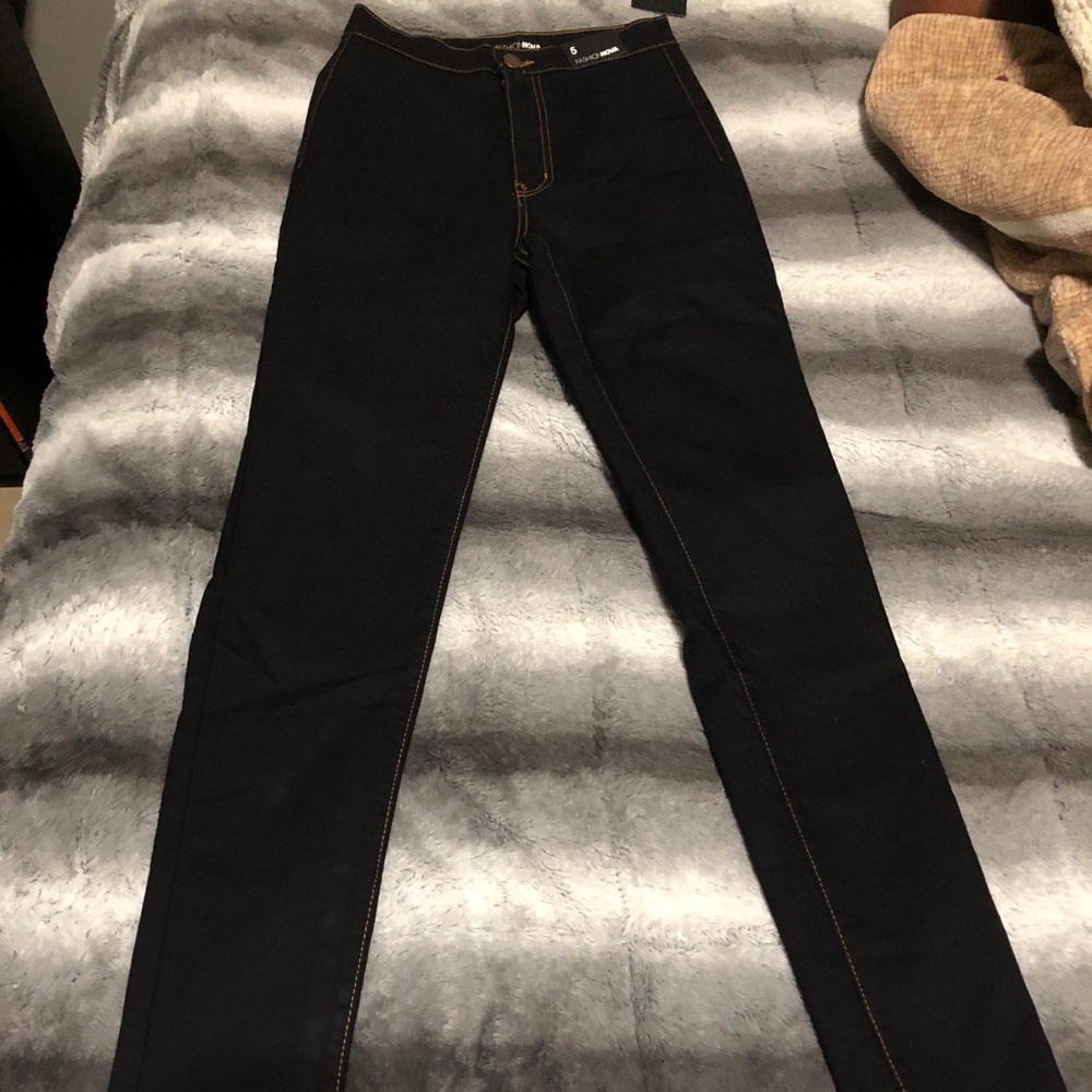 Fashion nova jeans in style “Top notch high waist”
